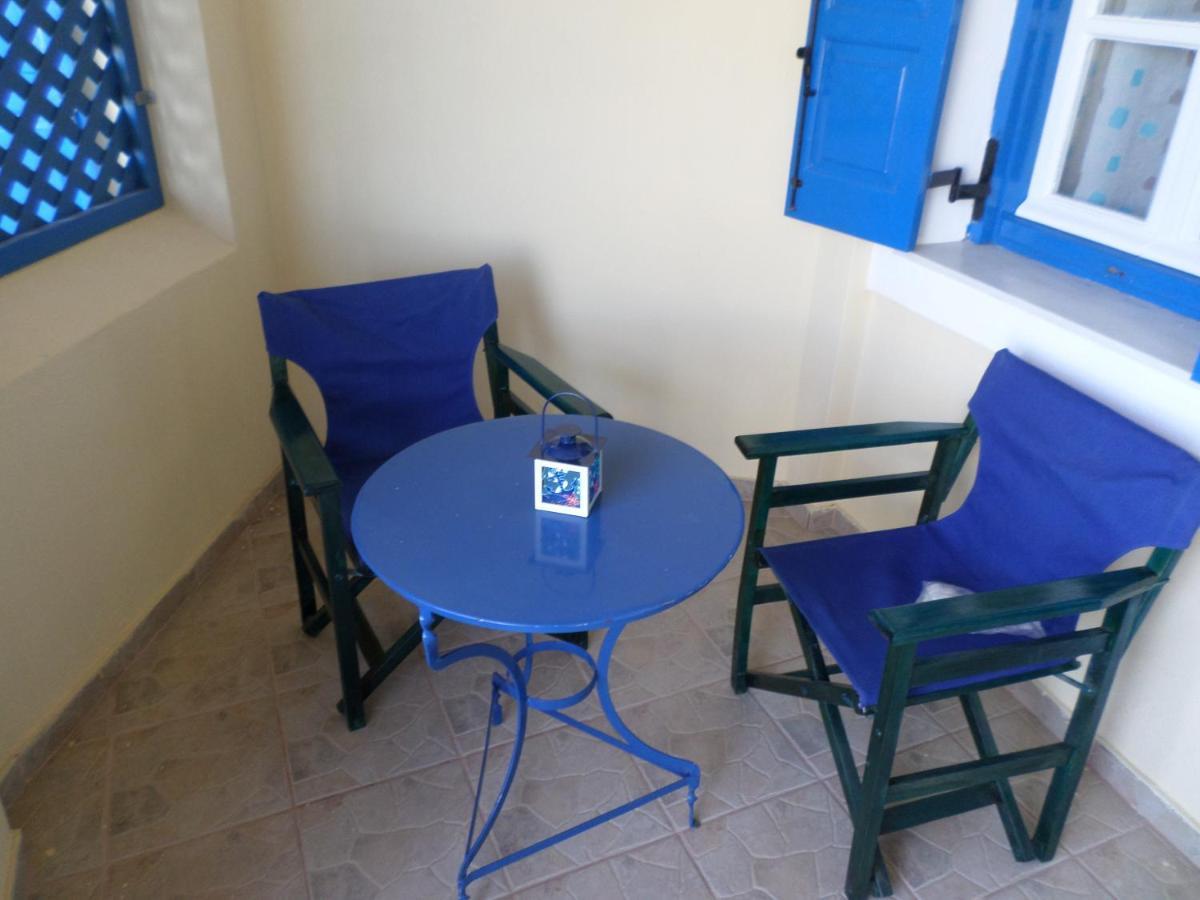 Atlantica Apartments Мегалохори Екстериор снимка