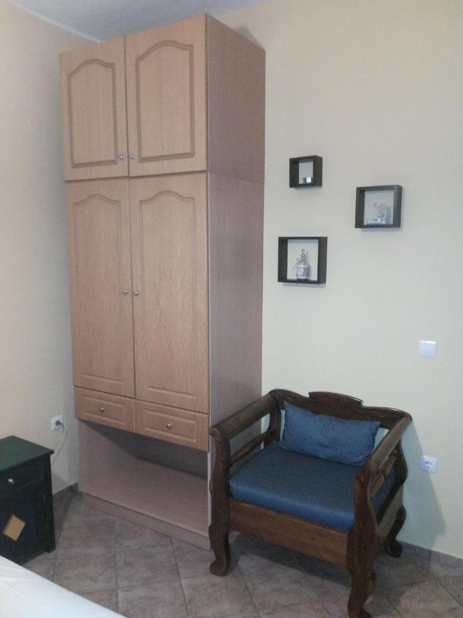 Atlantica Apartments Мегалохори Екстериор снимка