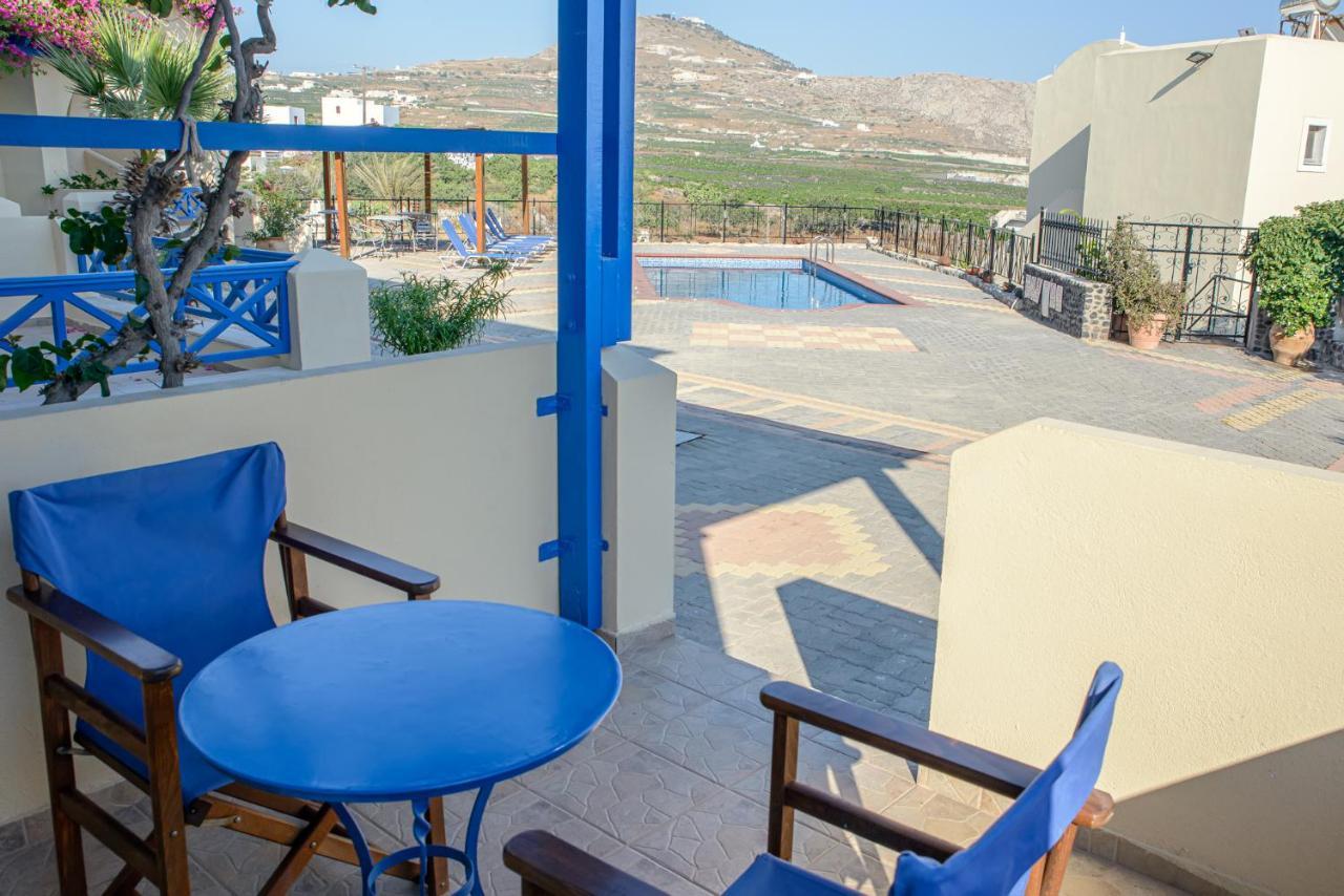 Atlantica Apartments Мегалохори Екстериор снимка