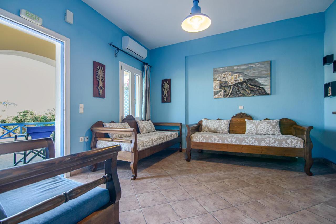 Atlantica Apartments Мегалохори Екстериор снимка