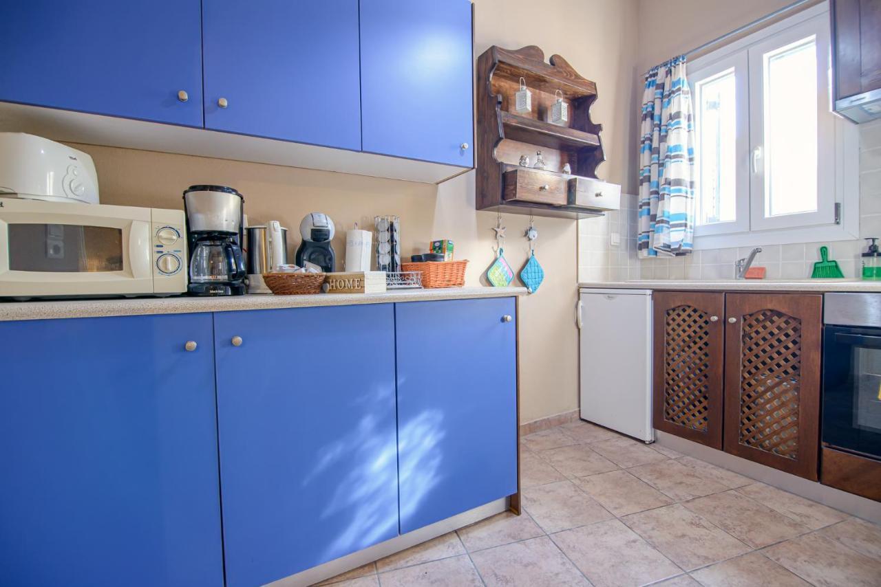 Atlantica Apartments Мегалохори Екстериор снимка