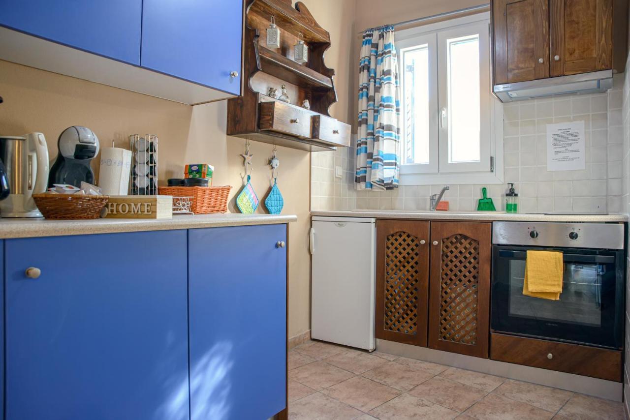 Atlantica Apartments Мегалохори Екстериор снимка