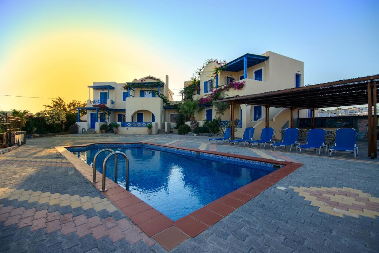 Atlantica Apartments Мегалохори Екстериор снимка