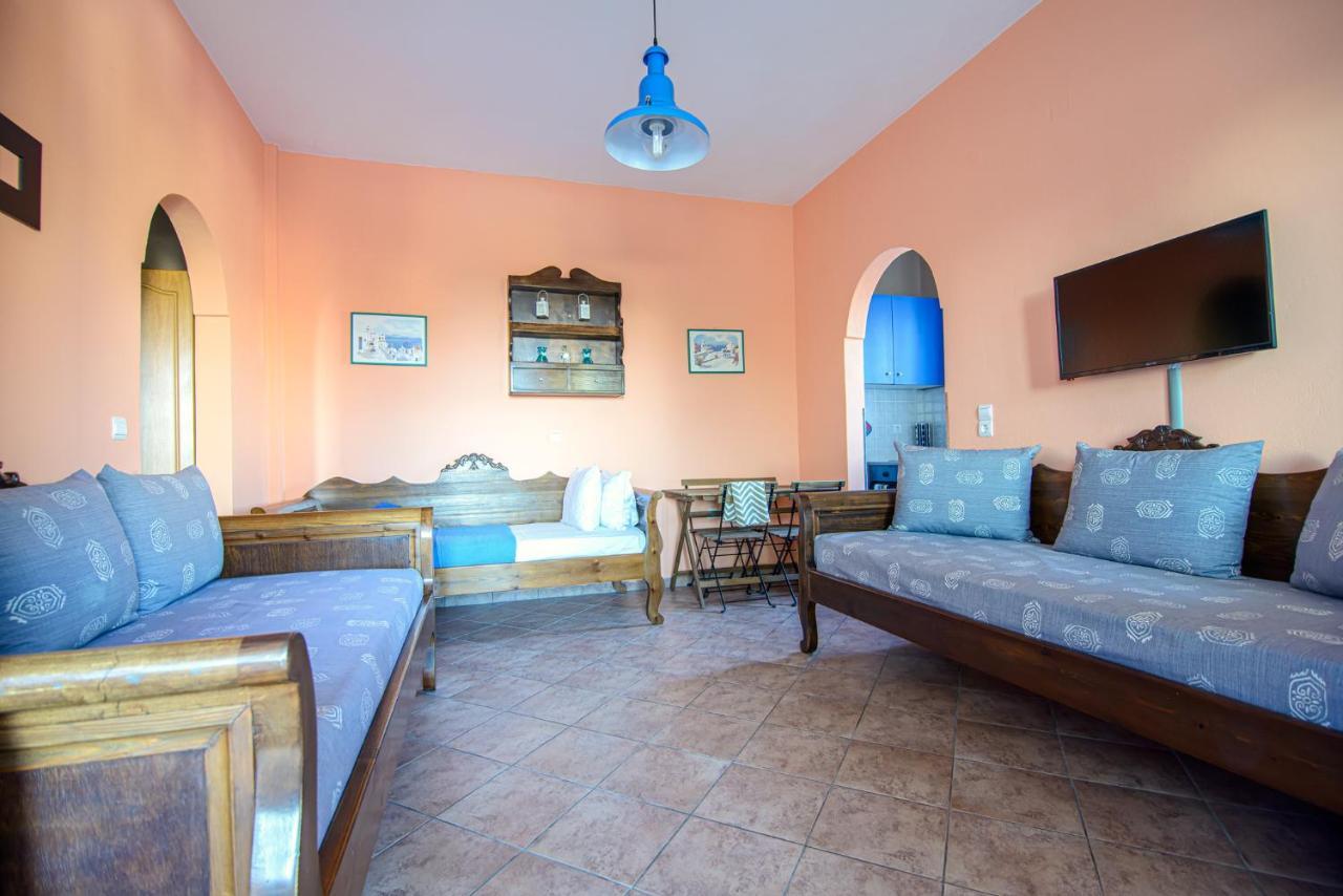 Atlantica Apartments Мегалохори Екстериор снимка