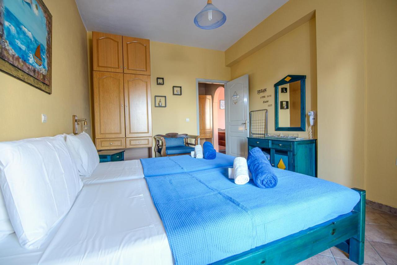 Atlantica Apartments Мегалохори Екстериор снимка