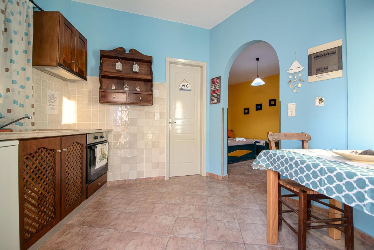 Atlantica Apartments Мегалохори Екстериор снимка