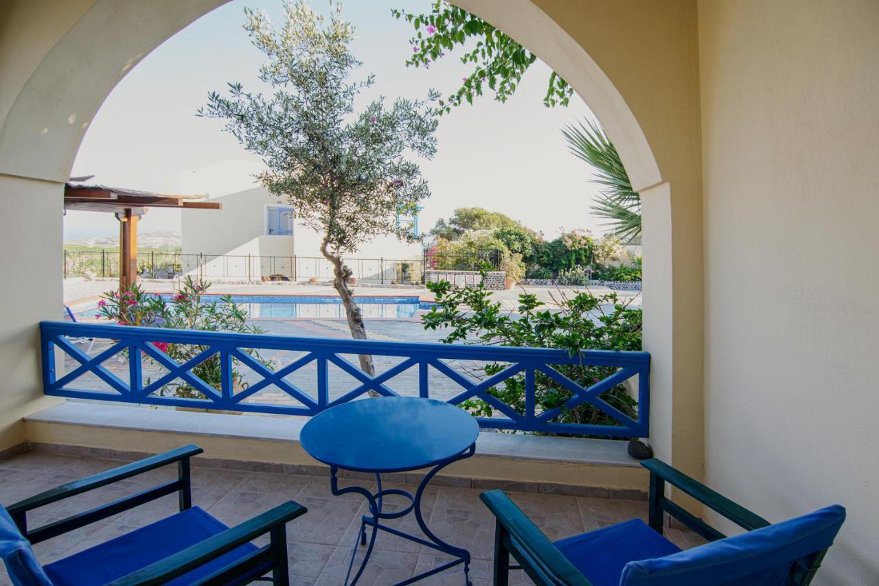 Atlantica Apartments Мегалохори Екстериор снимка