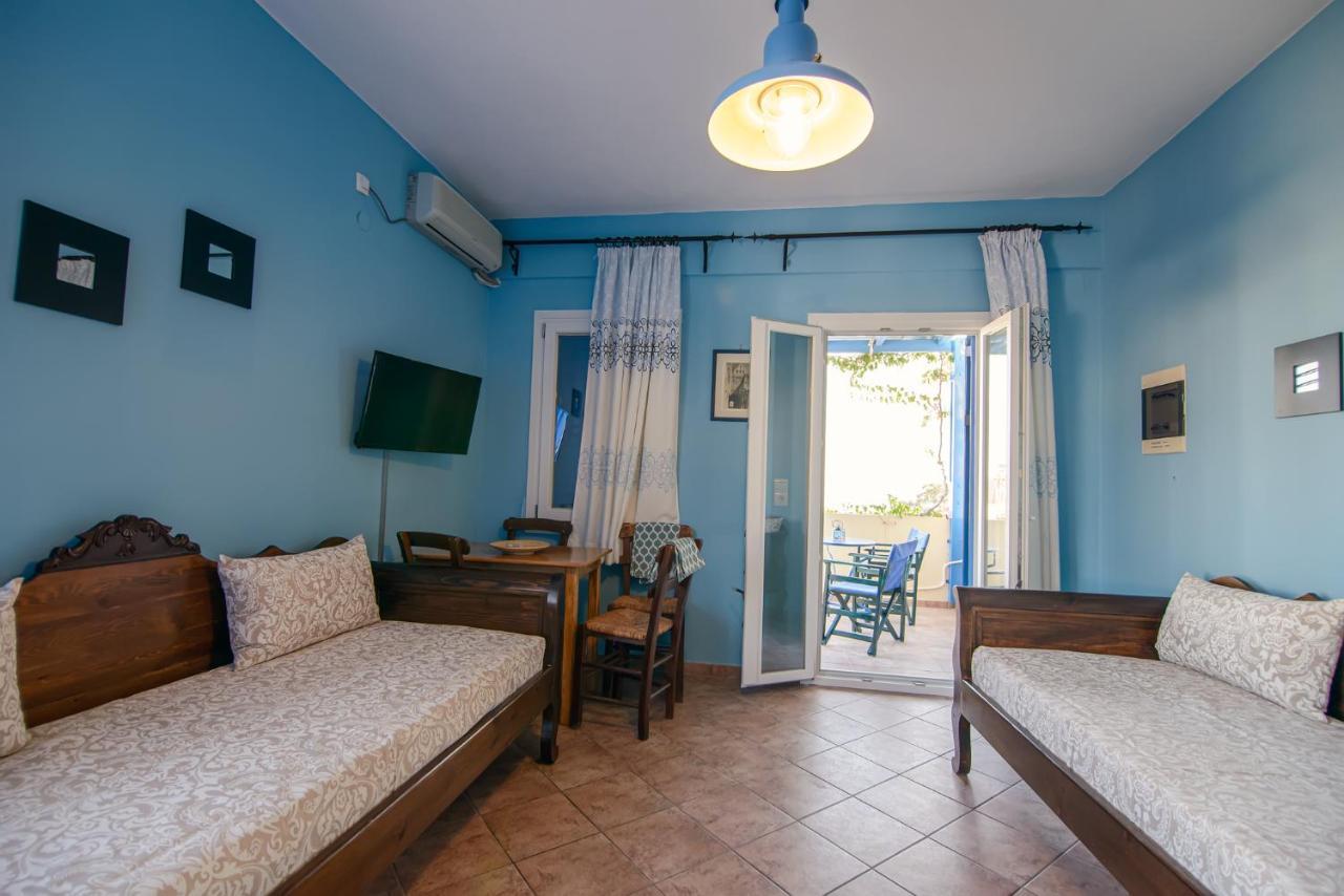 Atlantica Apartments Мегалохори Екстериор снимка