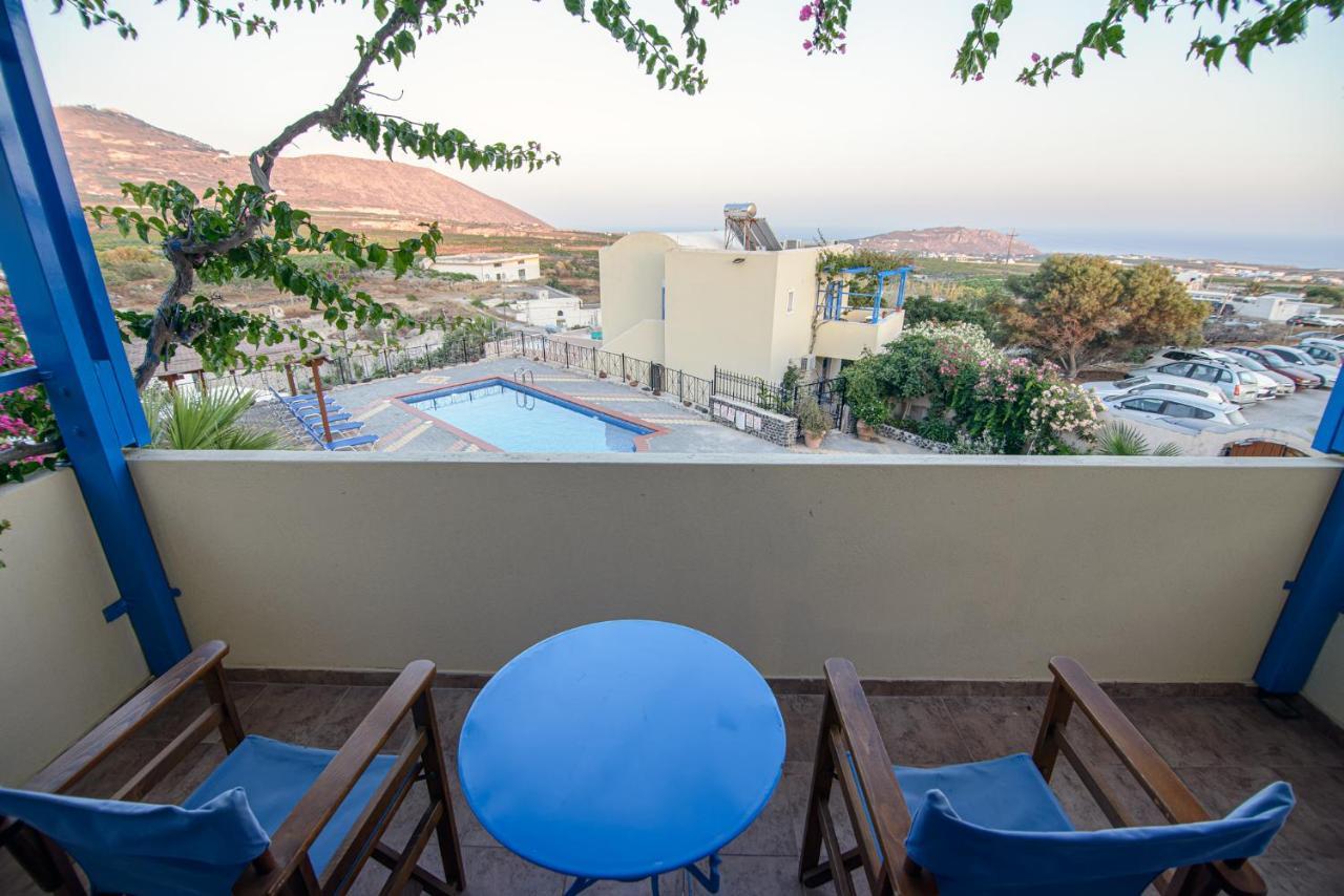 Atlantica Apartments Мегалохори Екстериор снимка