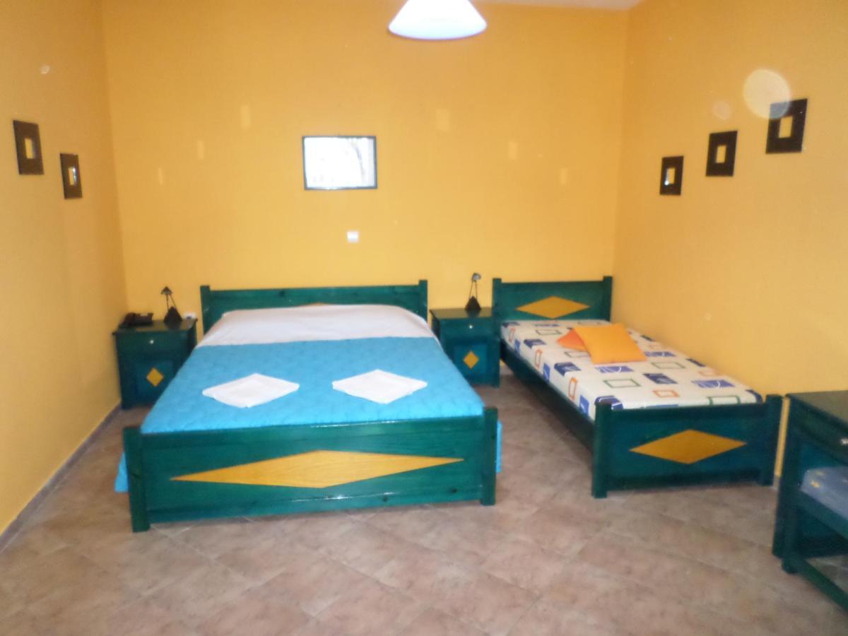 Atlantica Apartments Мегалохори Екстериор снимка